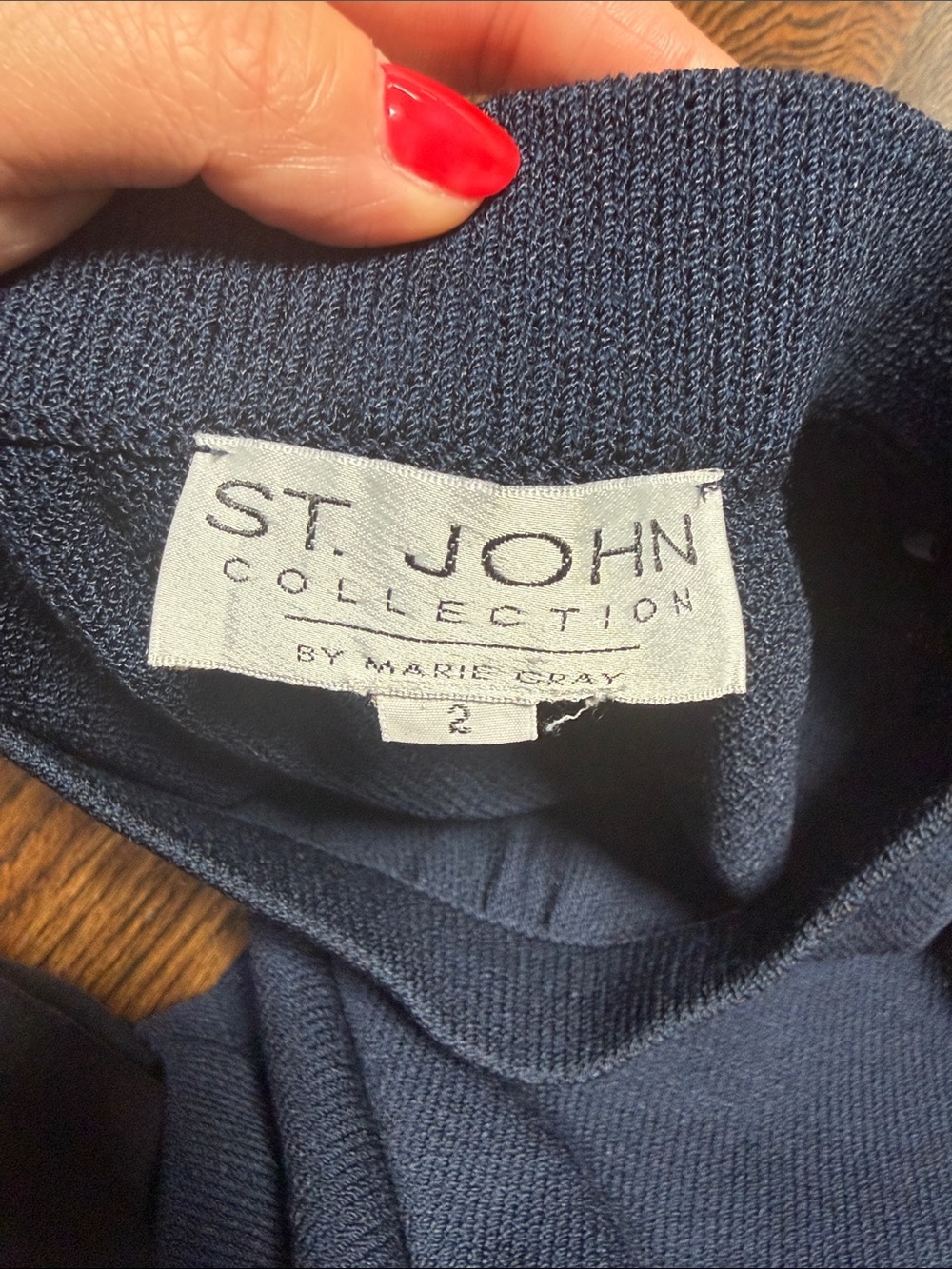 St. John Basics By Marie Gray Santana Knit Skirt Navy Blue Size 2 - Picture 2 of 3